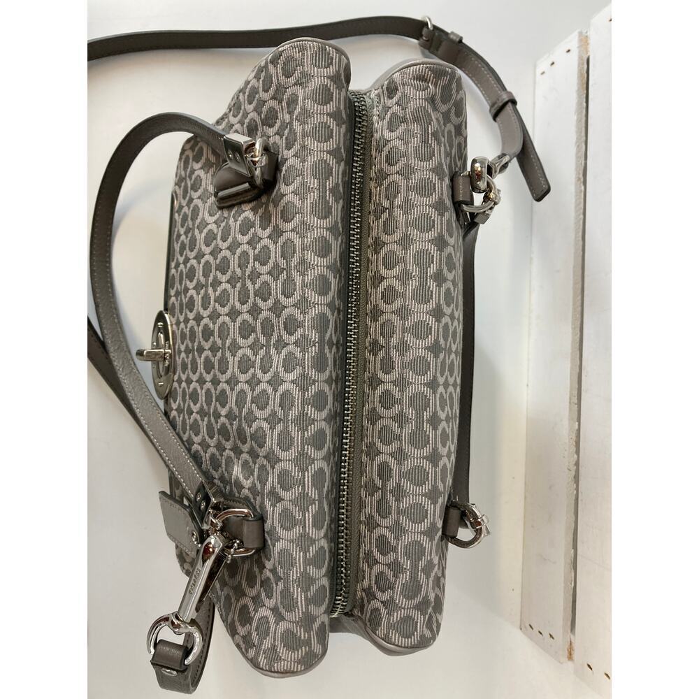 COACH 25215 MEDIUM SIZE GRAY SIGNATURE PRINT CROSSBODY BAG - Picture 6 of 15